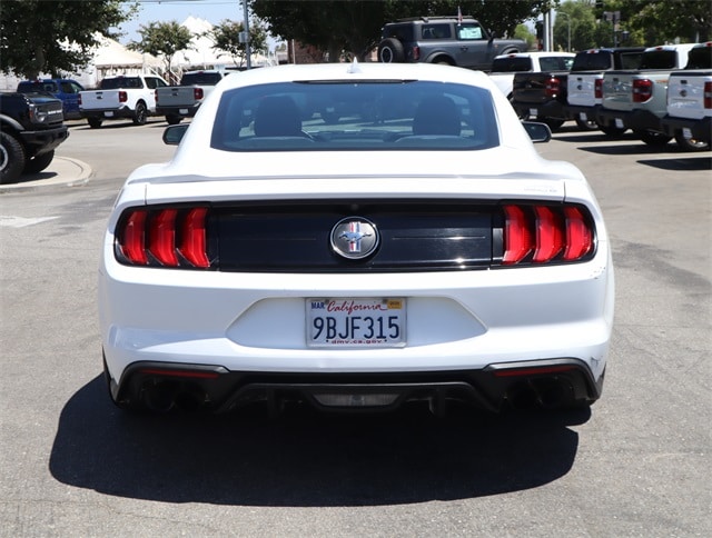 2021 Ford Mustang EcoBoost