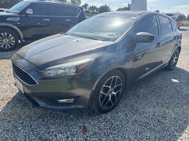 2018 Ford Focus Hatch SEL's photo