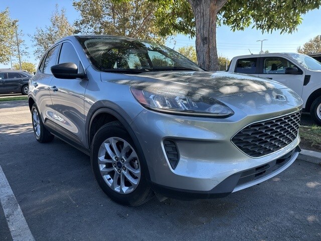 2022 Ford Escape SE photo 4