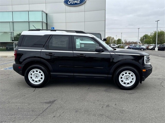 2025 Ford Bronco Sport Heritage photo 3