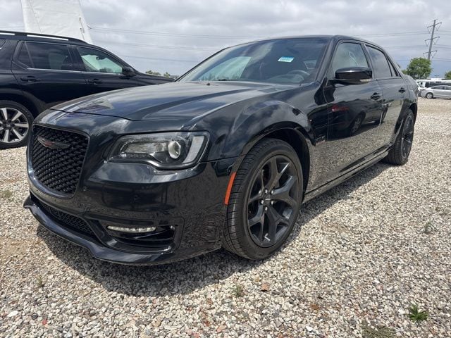 2022 Chrysler 300 S's photo