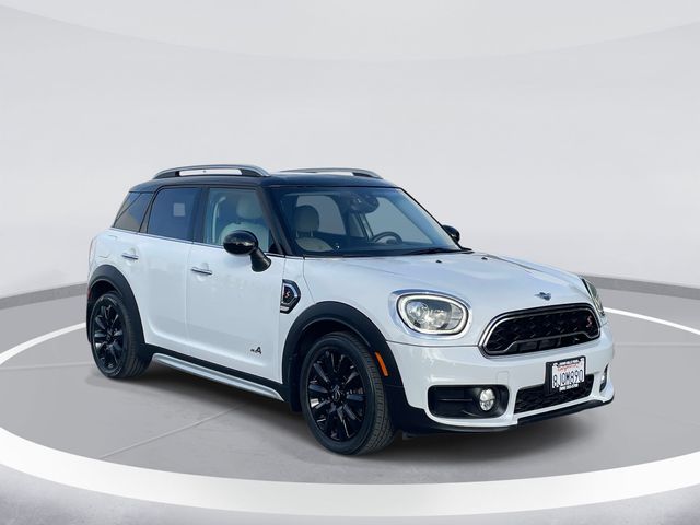 2019 MINI Countryman Cooper S ALL4 Signature's photo