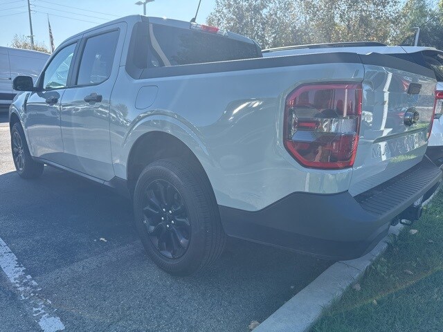 2024 Ford Maverick XLT photo 2