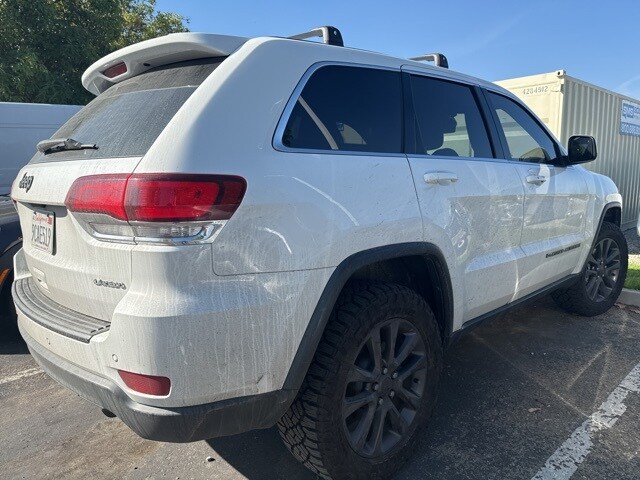 2022 Jeep Cherokee Laredo X photo 3