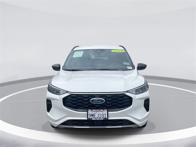 2024 Ford Escape ST-Line photo 2