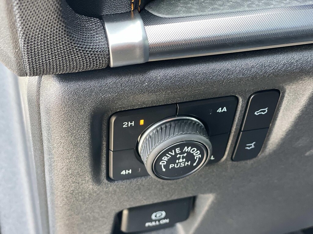 2025 Ford Expedition Tremor - Photo 16