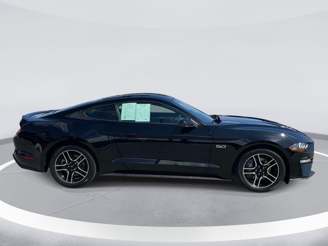 2020 Ford Mustang GT Premium photo 2