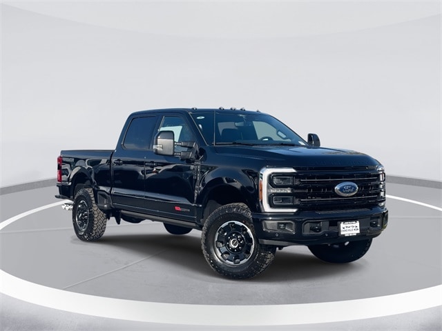 2026 Ford F-250 Super Duty Platinum's photo
