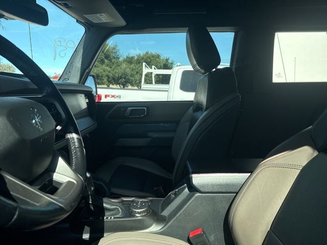 2023 Ford Bronco Wildtrak photo 6