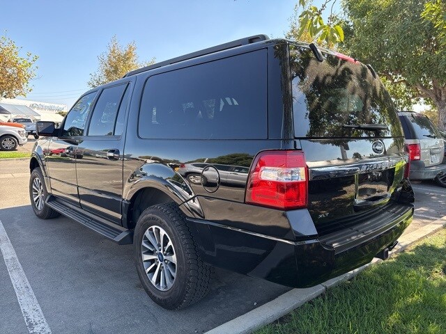 2016 Ford Expedition EL XLT photo 2