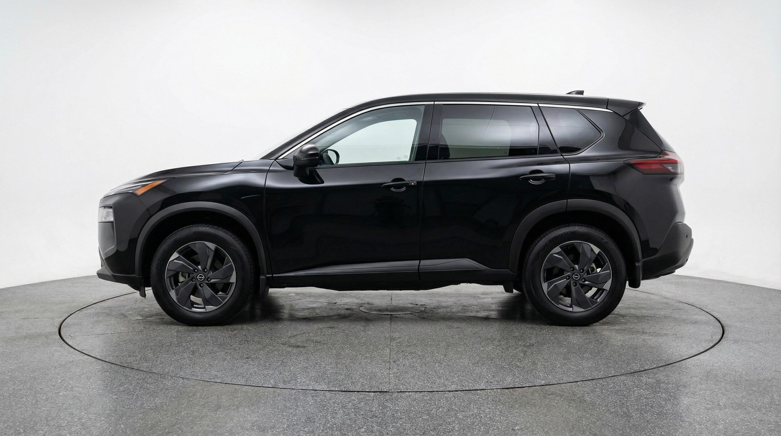 Thumbnail: 2025 Nissan Rogue - 4