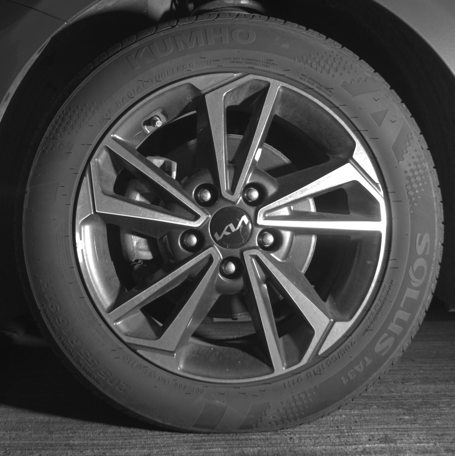 Thumbnail: 2024 Kia Forte - 9