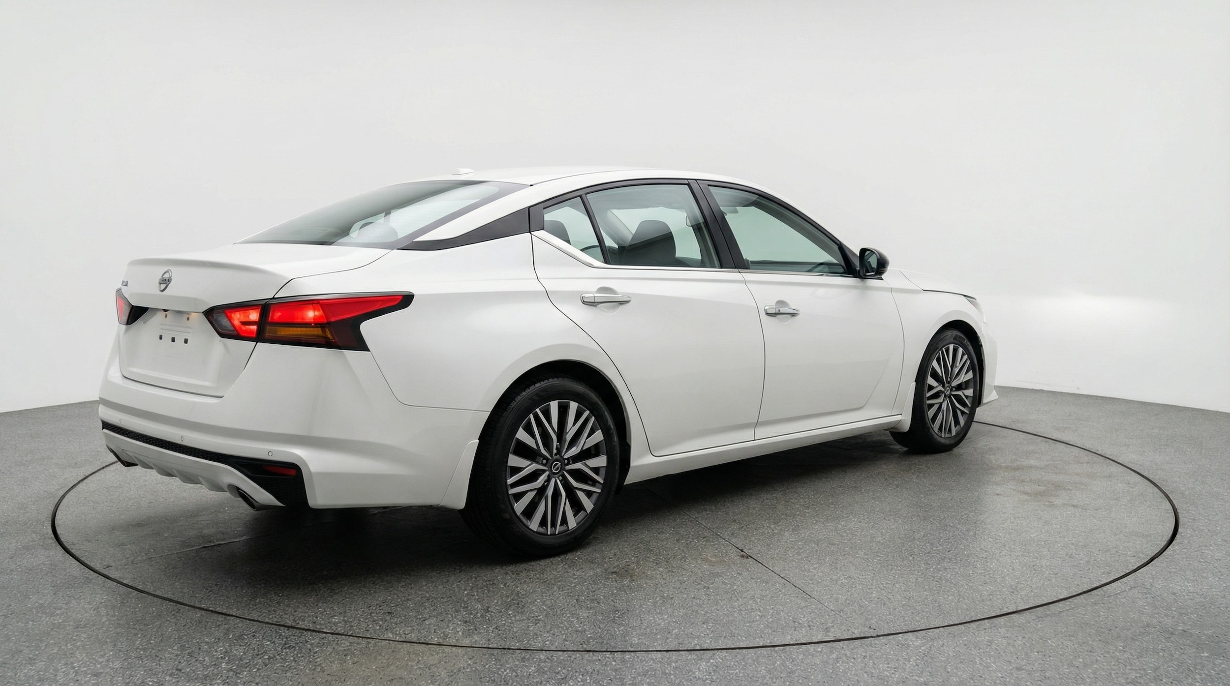 Thumbnail: 2025 Nissan Altima - 7
