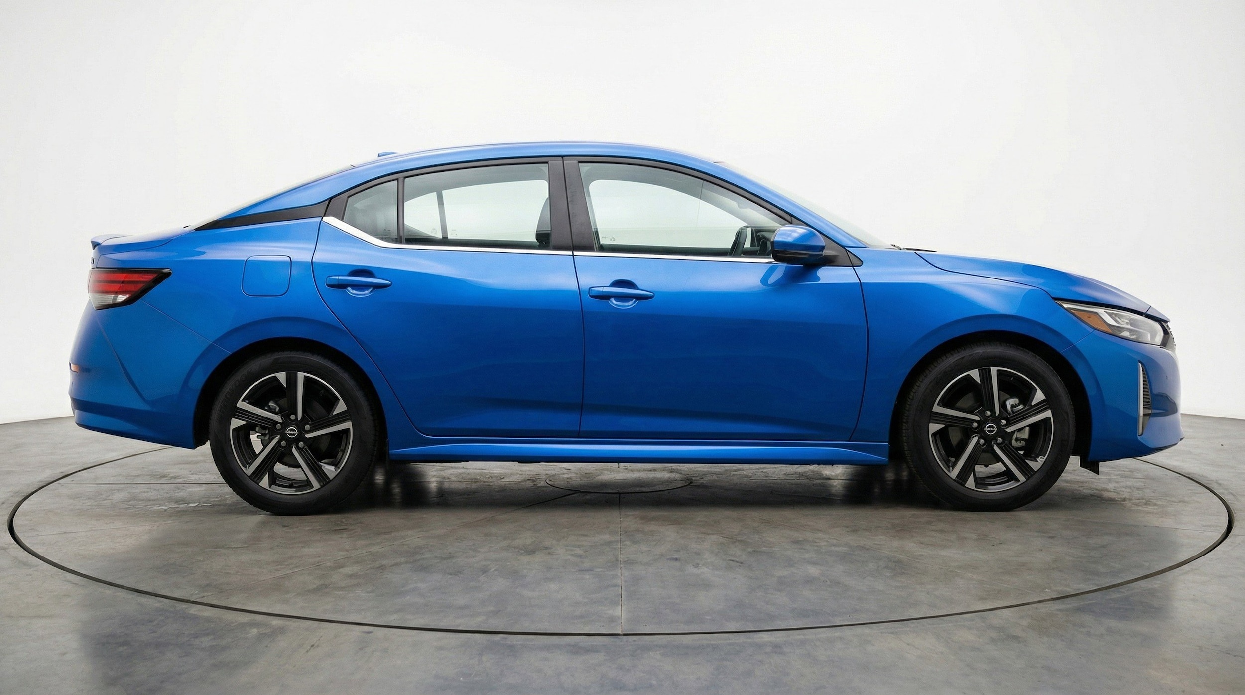 Thumbnail: 2025 Nissan Sentra - 11