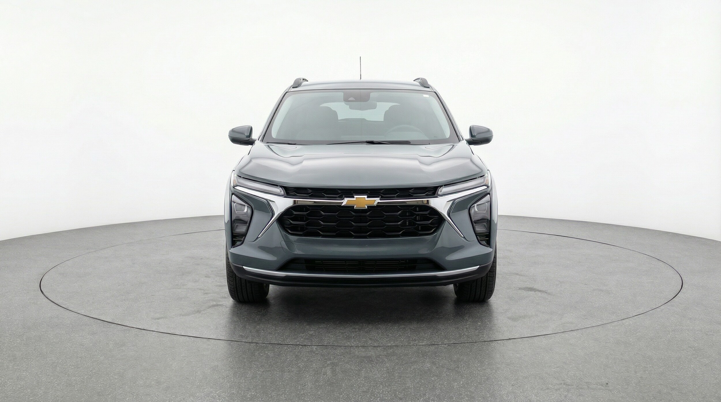 Thumbnail: 2025 Chevrolet Trax - 2