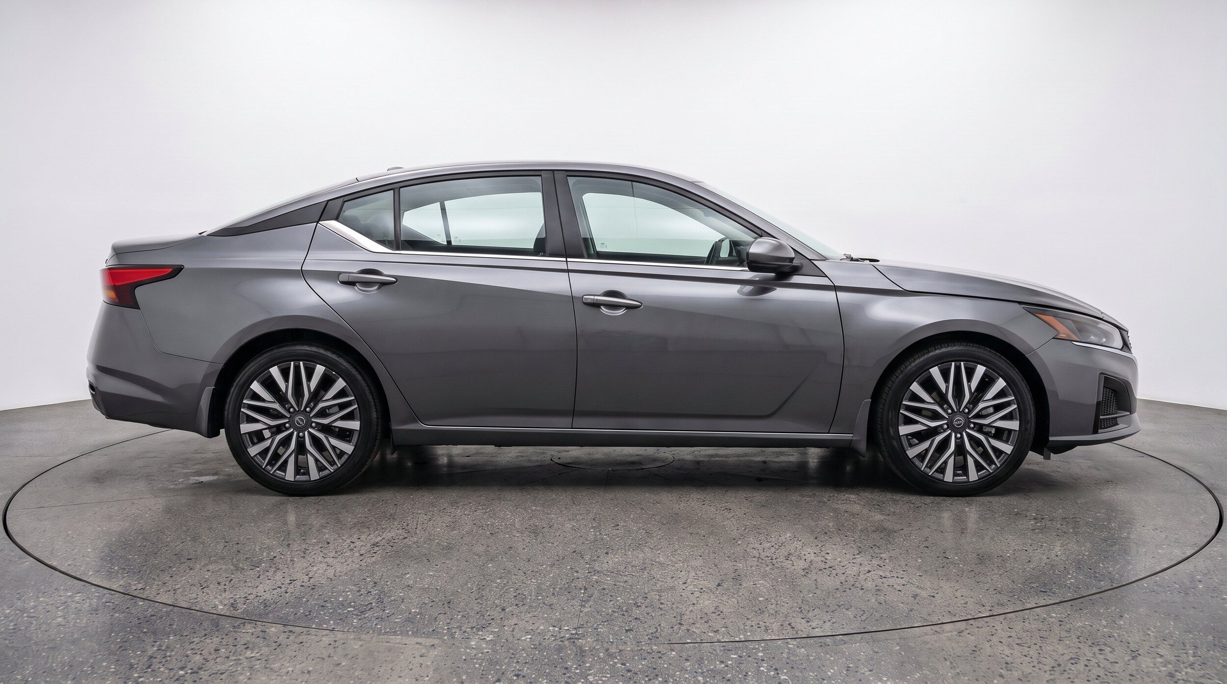 Thumbnail: 2025 Nissan Altima - 10