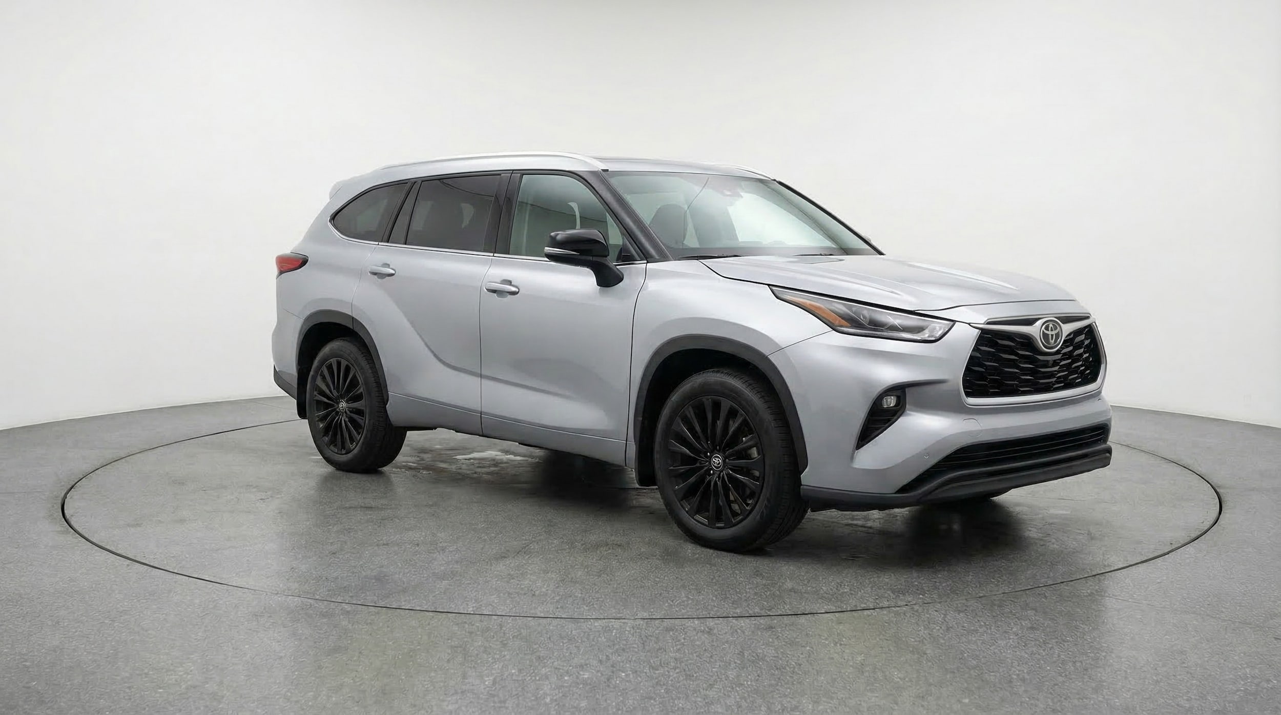 Thumbnail: 2025 Toyota Highlander - 1