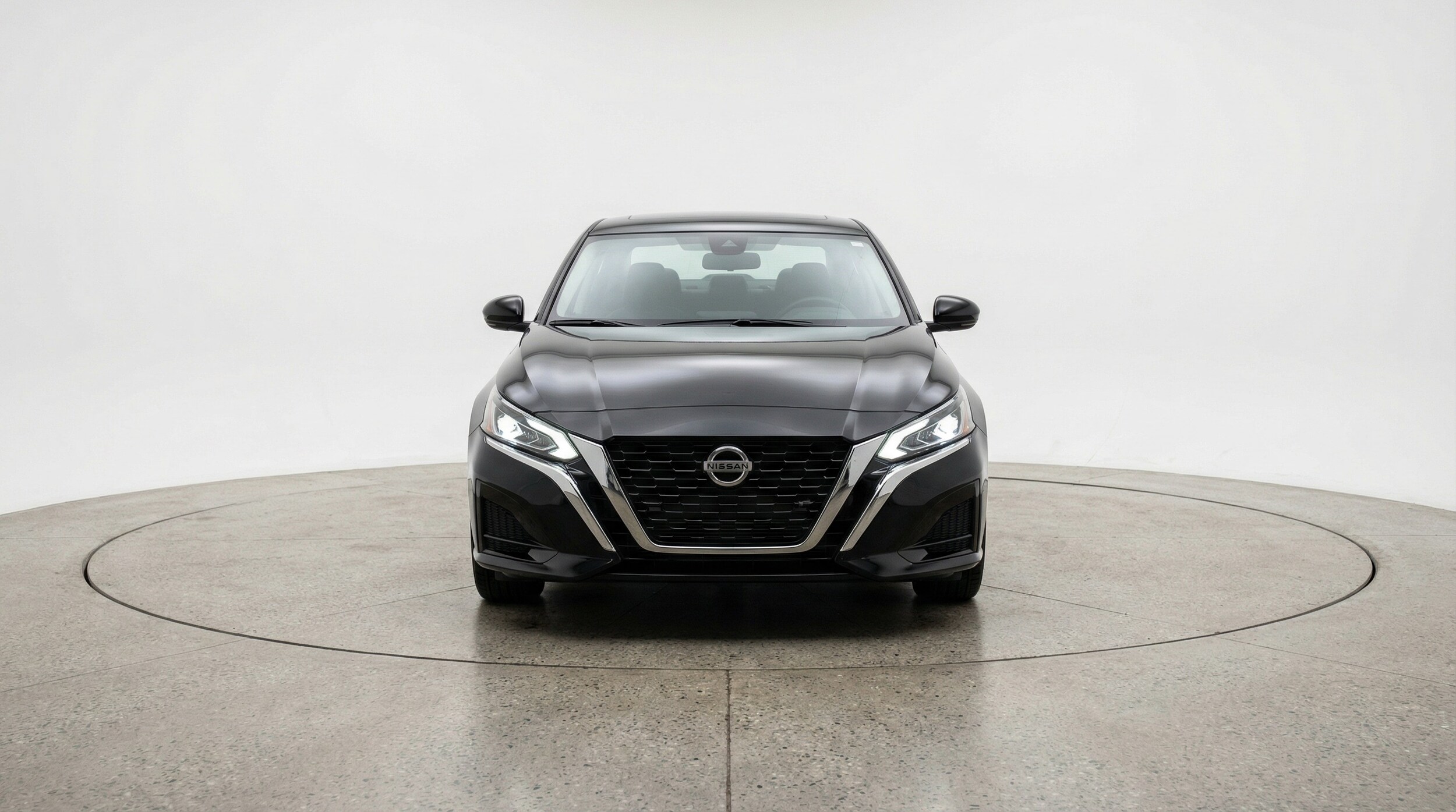 Thumbnail: 2025 Nissan Altima - 2