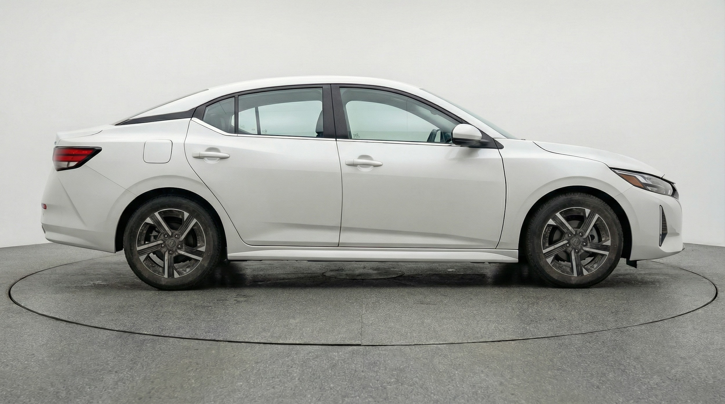 Thumbnail: 2025 Nissan Sentra - 8