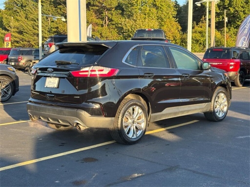 Used 2024 Ford Edge Titanium SUV