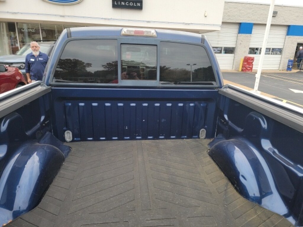Used 2010 Ford F-150 XLT Truck