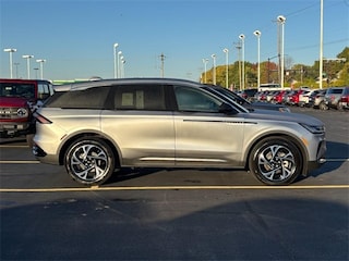 2026 Lincoln Nautilus Premiere SUV
