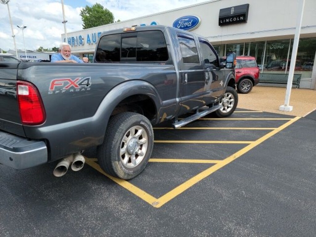 Used 2016 Ford F-350SD Lariat Truck