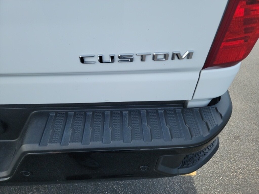 Used 2024 Chevrolet Silverado 2500HD Custom Truck