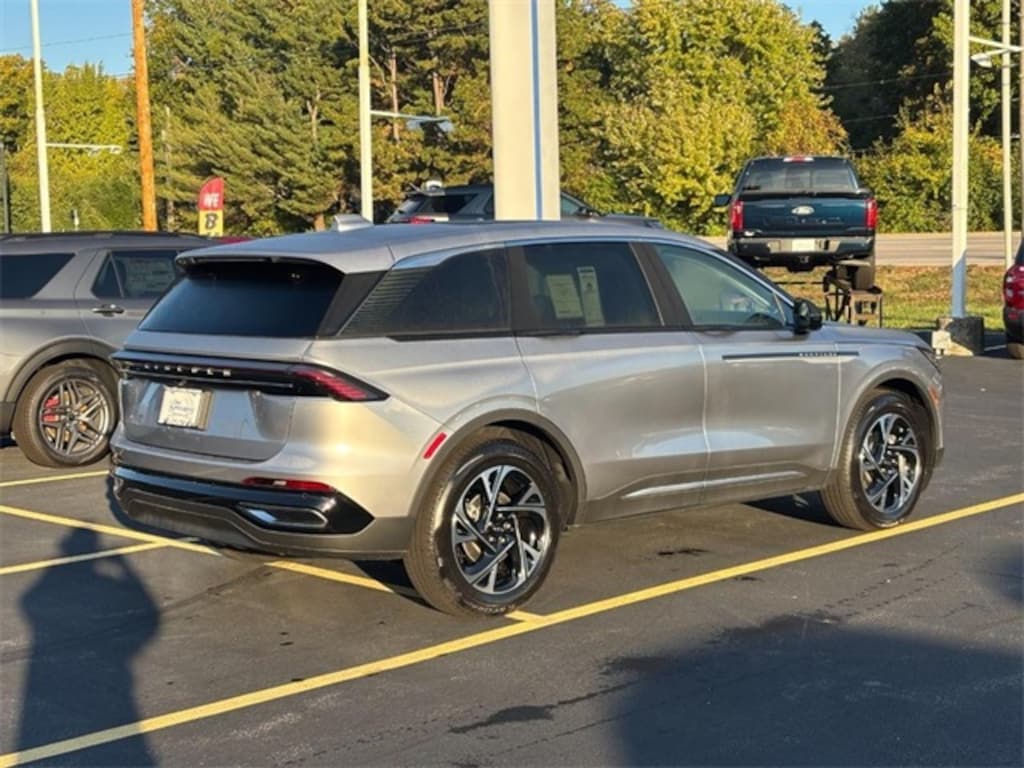 New 2026 Lincoln Nautilus Premiere SUV