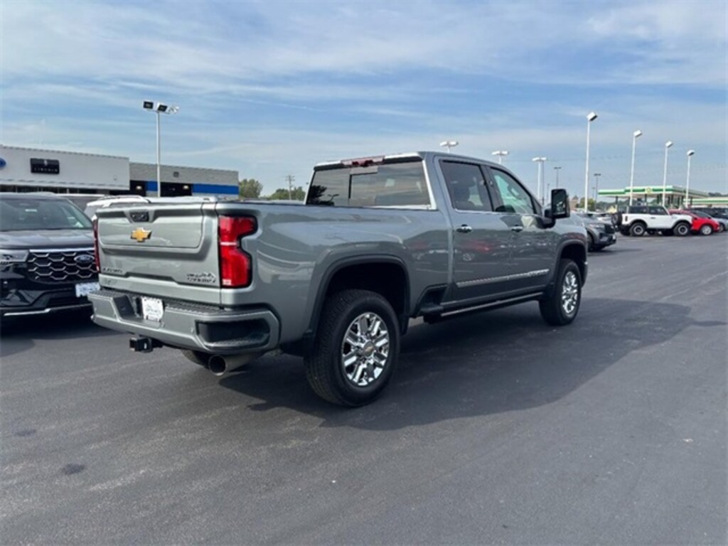Used 2024 Chevrolet Silverado 3500HD High Country Truck