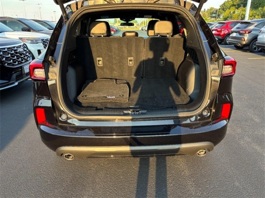 Used 2024 Ford Escape ST-Line SUV