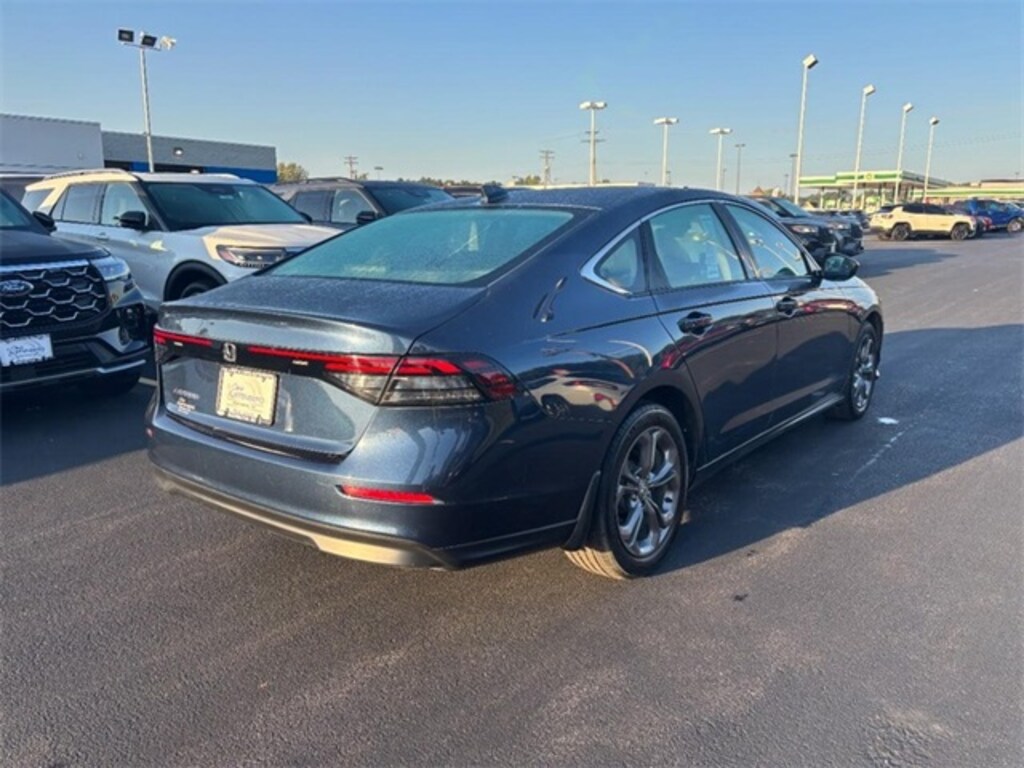 Used 2024 Honda Accord EX Sedan