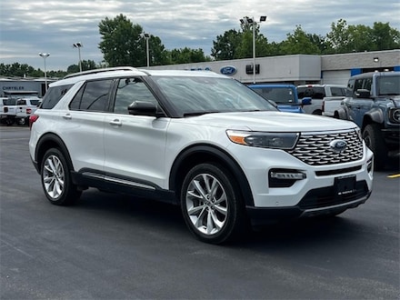 2023 Ford Explorer Platinum SUV