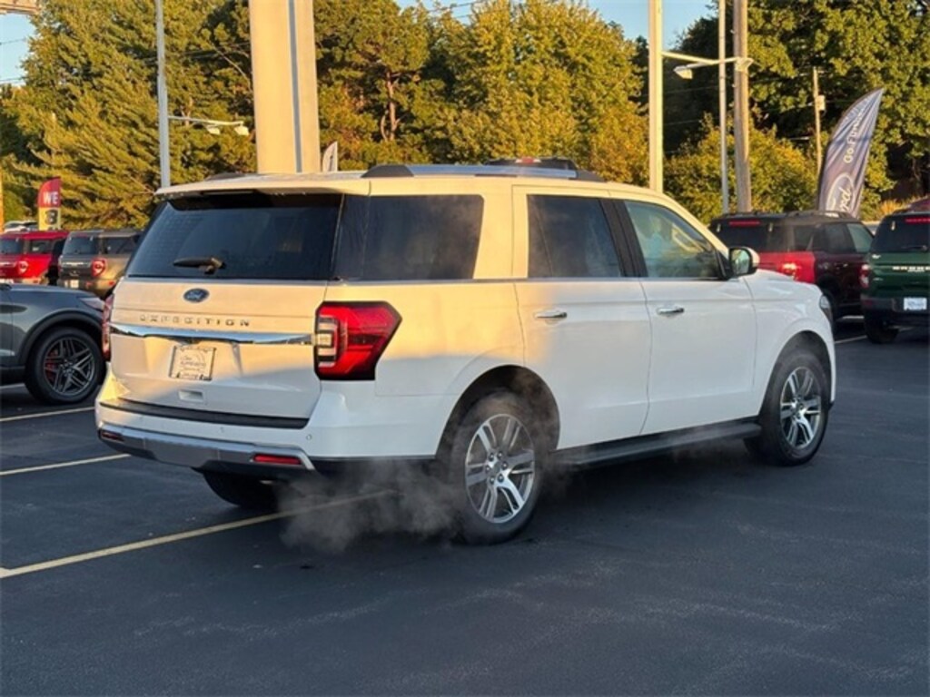 Used 2024 Ford Expedition Limited SUV