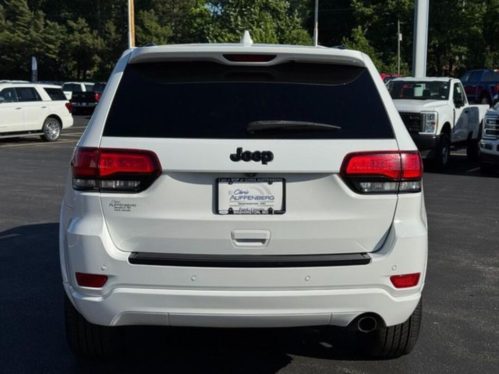 Used 2018 Jeep Grand Cherokee Altitude SUV