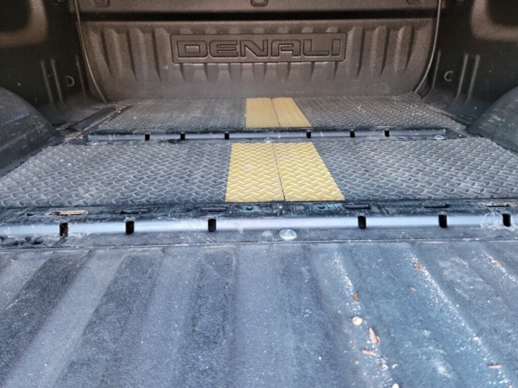 Used 2015 GMC Sierra 2500HD Denali Truck