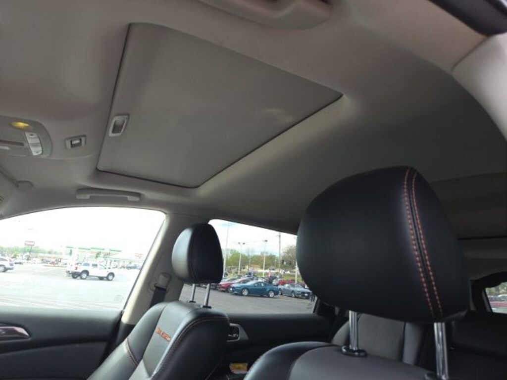 Used 2020 Nissan Pathfinder SL SUV