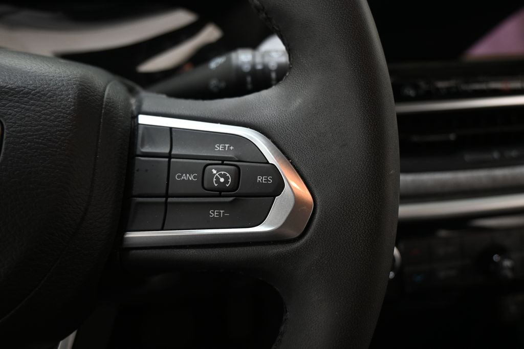 2023 Jeep Compass Latitude Lux - Photo 16