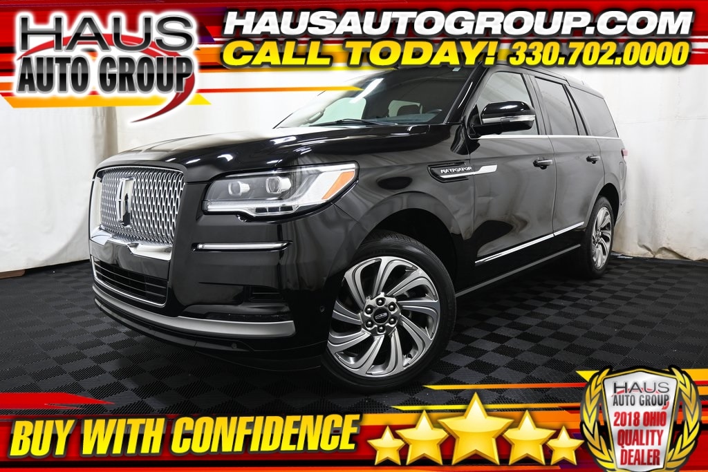 2024 Lincoln Navigator Premiere's photo