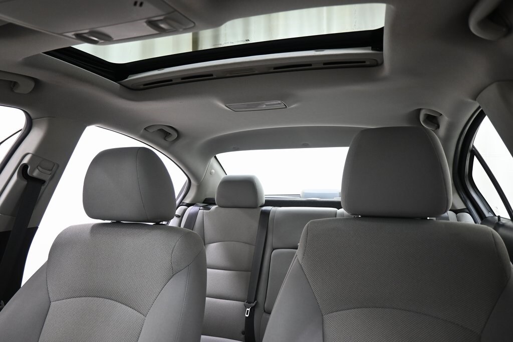 2014 Chevrolet Cruze photo 3