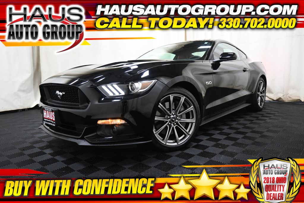 2016 Ford Mustang GT Coupe Premium's photo