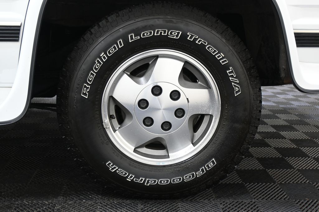 1995 Chevrolet Tahoe - Photo 26