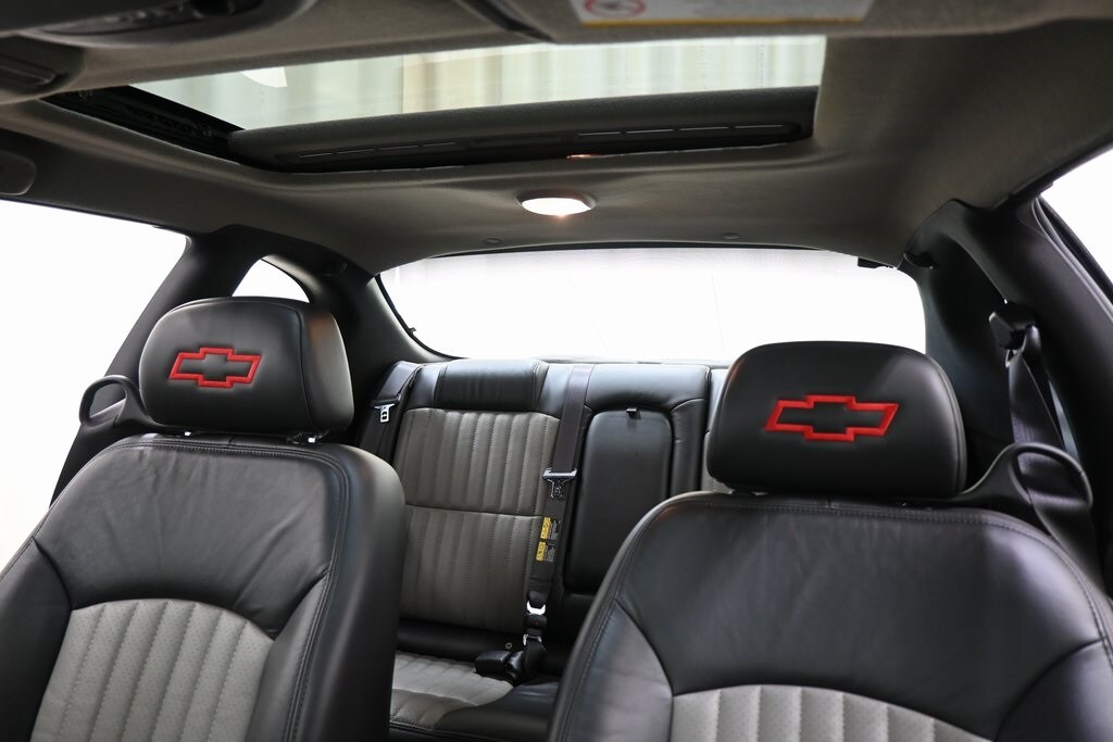 2002 Chevrolet Monte Carlo SS photo 3