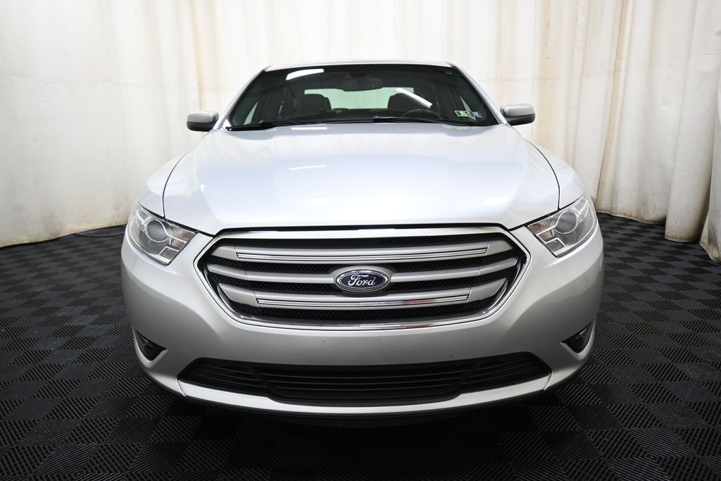 Used 2016 Ford Taurus SEL Sedan