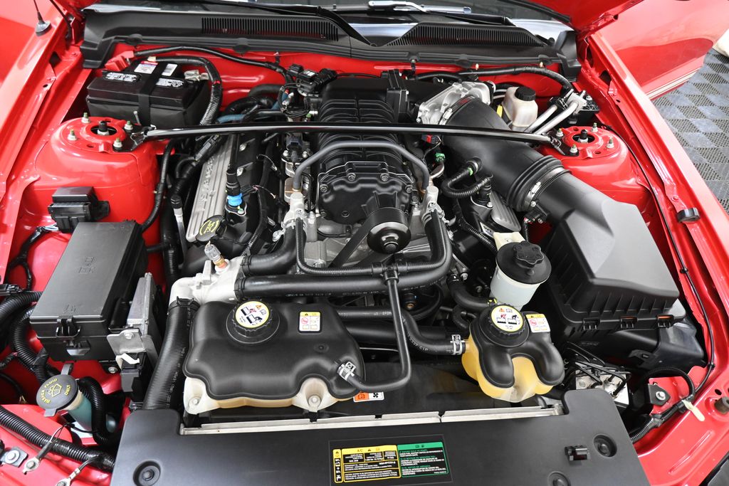 2009 Ford Mustang Shelby GT500 - Photo 12