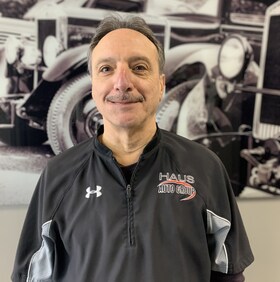 Staff member Frank Crone from 7ad6eb31cb6d