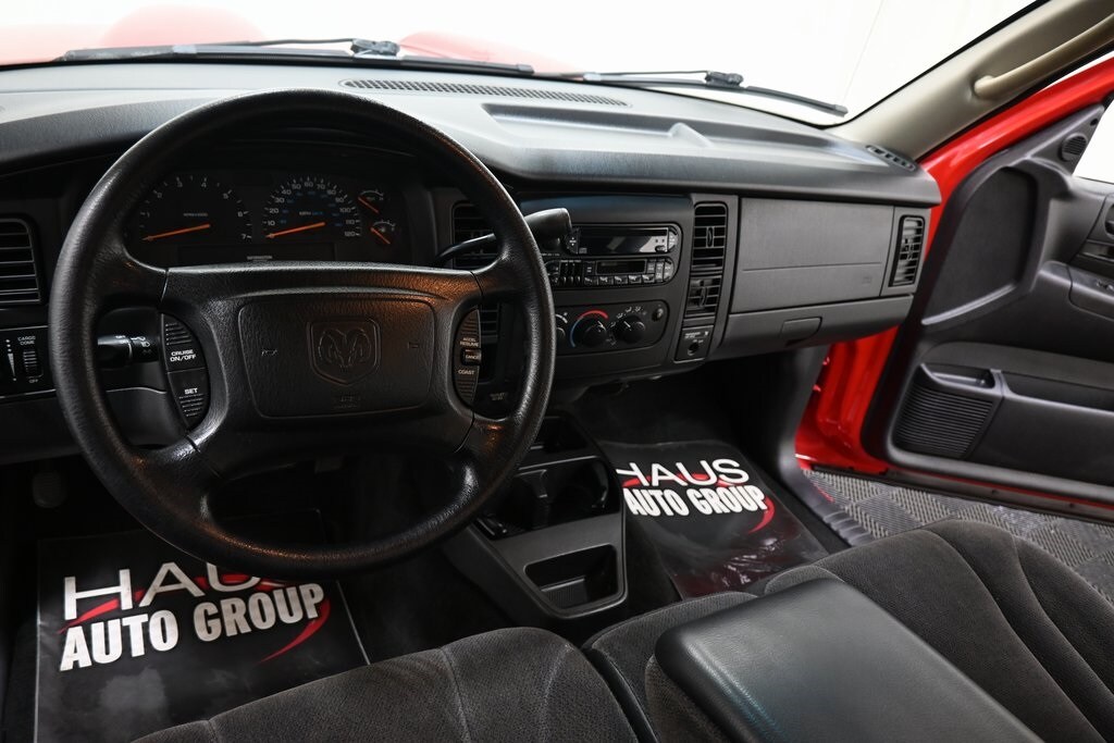 2001 Dodge Dakota SLT photo 3