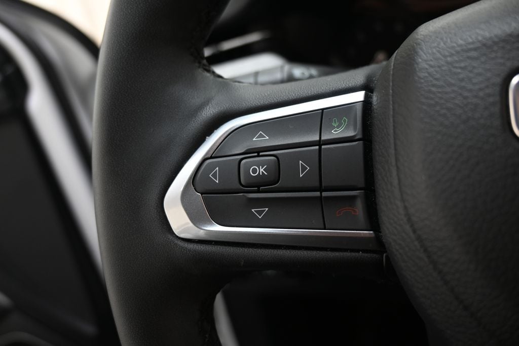 2023 Jeep Compass Latitude Lux - Photo 14