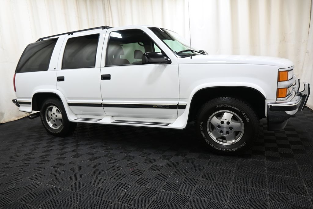 1995 Chevrolet Tahoe - Photo 11