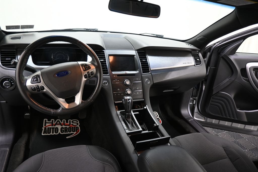 Used 2016 Ford Taurus SEL Sedan